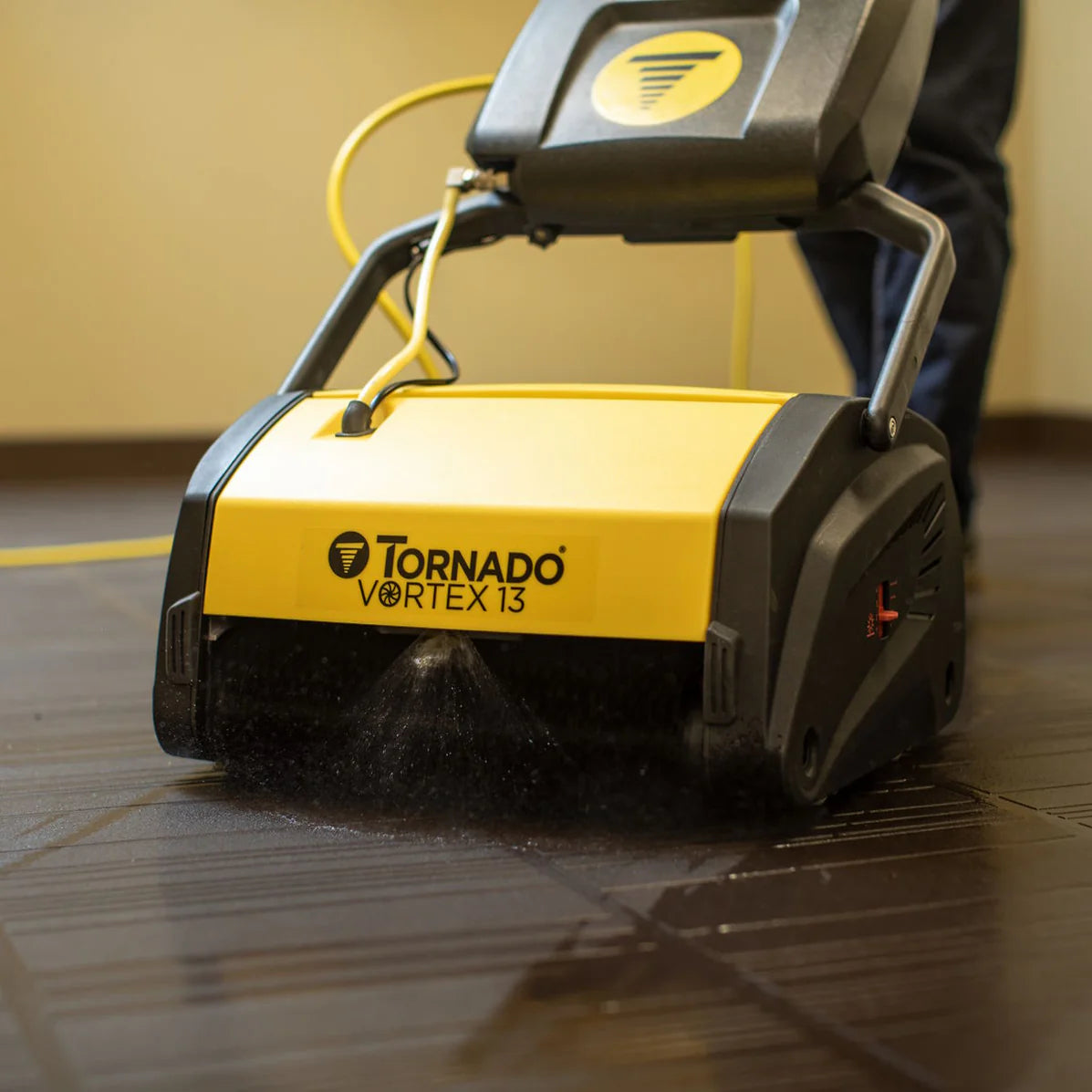 Tornado Vortex 13 Multi-Surface Scrubber TS050-W13-U